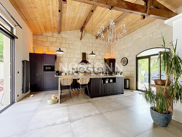 Vente Maison 5 pièces 213.22 m2 Camblanes et Meynac