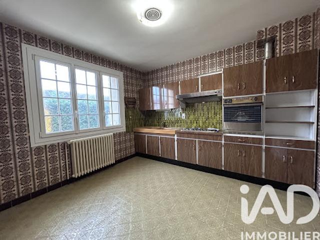 Vente Maison 5 pièces 229 m2 Saint Sulpice de Pommeray