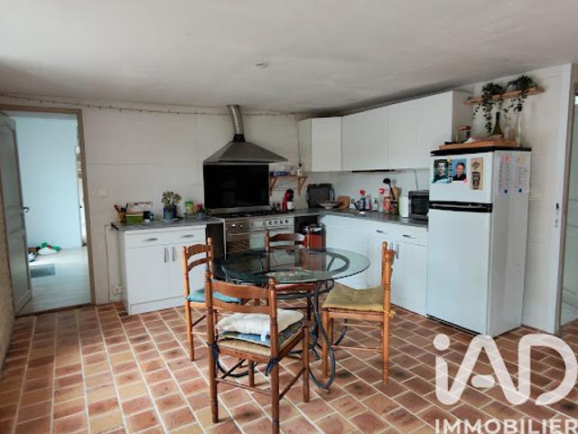 Vente Maison 5 pièces 220 m2 Chalus