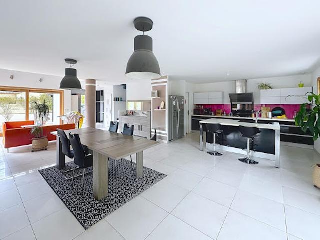 Vente Maison 5 pièces 220 m2 Lhospitalet