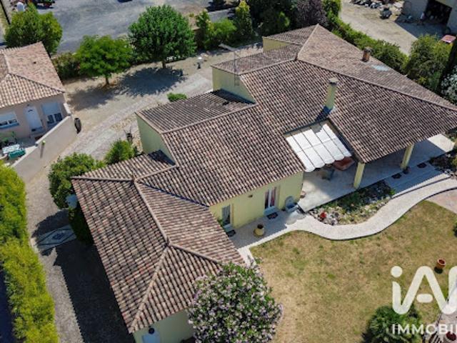 Vente Maison 5 pièces 220 m2 Puissalicon