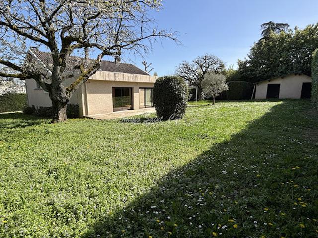 Vente Maison 5 pièces 220 m2 Saint Cyr au Mont d'Or