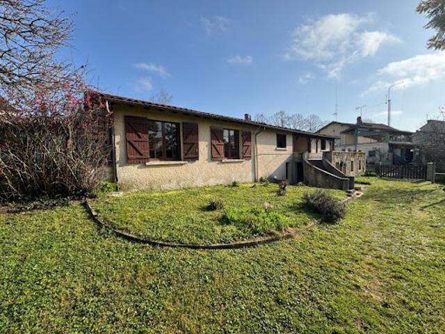 Vente Maison 5 pièces 220 m2 Segonzac