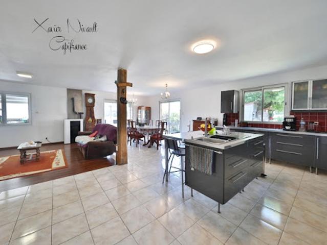 Vente Maison 5 pièces 222 m2 Domsure