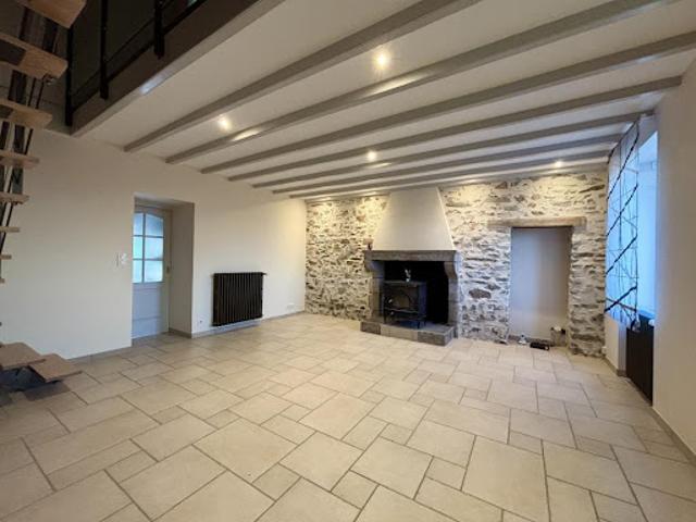 Vente Maison 5 pièces 222.43 m2 Vieillevigne