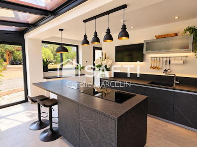 Vente Maison 5 pièces 234 m2 Tourves