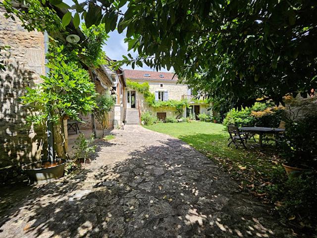 Vente Maison 5 pièces 235 m2 Cubjac Auvézère Val d'Ans