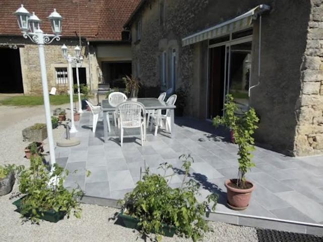 Vente Maison 5 pièces 230 m2 Mont lès Neufchâteau