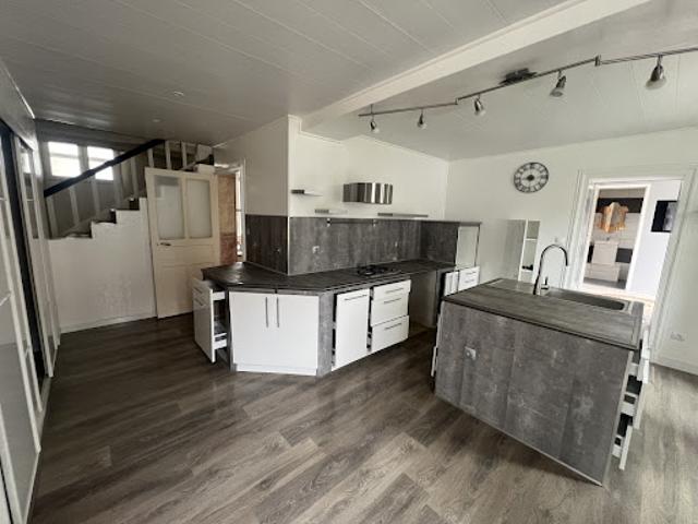 Vente Maison 5 pièces 230 m2 Montbard