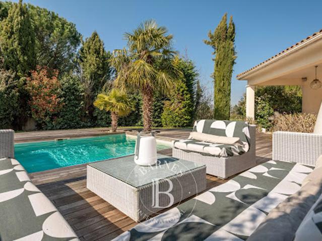 Vente Maison 5 pièces 230 m2 Dommartin