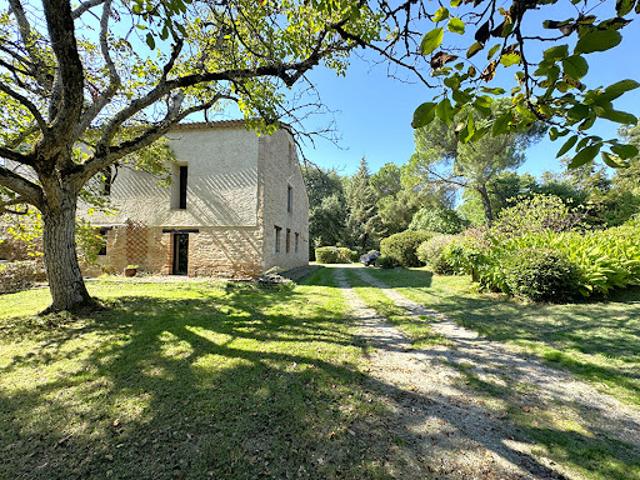 Vente Maison 5 pièces 230 m2 Puycornet