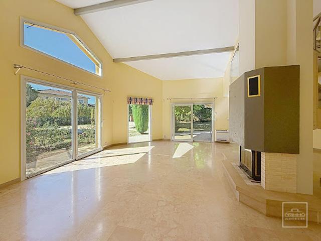 Vente Maison 5 pièces 230 m2 Saint Cyr au Mont d'Or