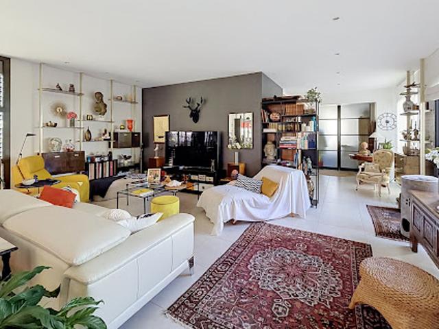Vente Maison 5 pièces 230 m2 Saint Yrieix sur Charente