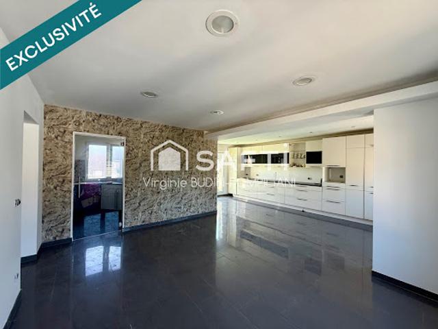 Vente Maison 5 pièces 233 m2 Longlaville