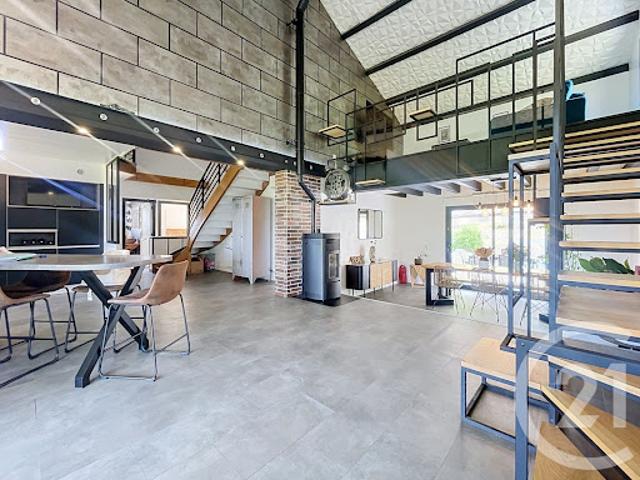 Vente Maison 5 pièces 248.33 m2 Le Puy en Velay