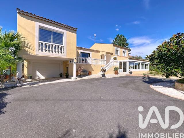 Vente Maison 5 pièces 240 m2 Abeilhan
