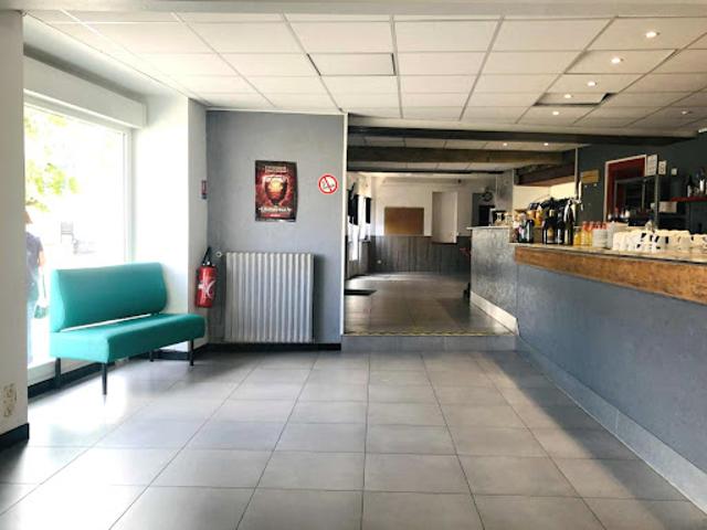 Vente Maison 5 pièces 259 m2 La Salle de Vihiers