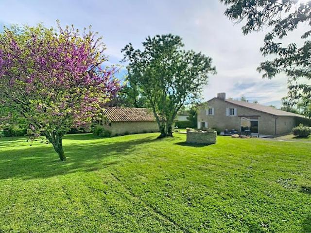 Vente Maison 5 pièces 252 m2 Ordan Larroque