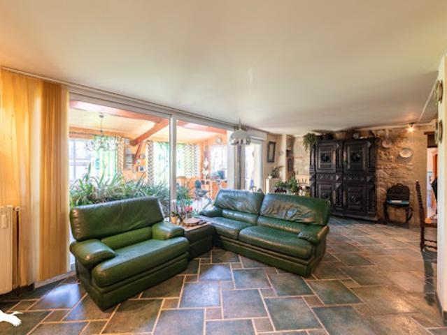 Vente Maison 5 pièces 268 m2 Saint Romain le Noble