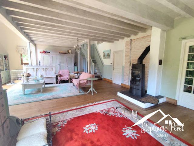 Vente Maison 5 pièces 260 m2 Bugeat