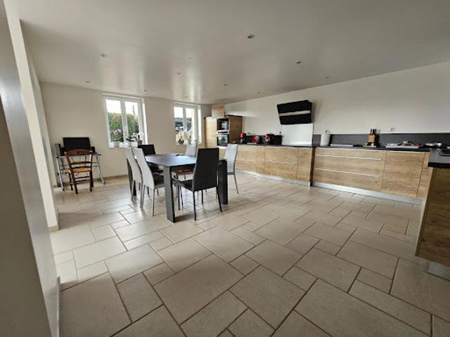 Vente Maison 5 pièces 275 m2 Saint Romain de Colbosc