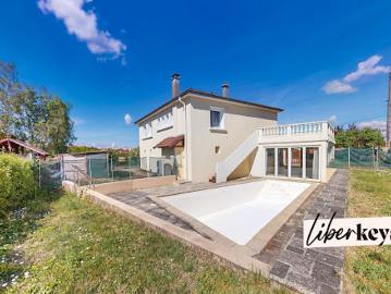 Vente Maison 5 pièces 278.48 m2 Saint Genis Laval