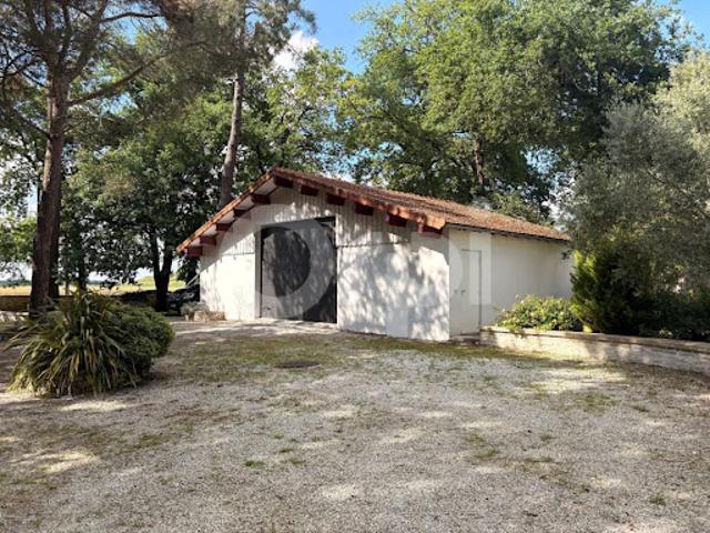 Vente Maison 5 pièces 273 m2 Saint Romain de Benet