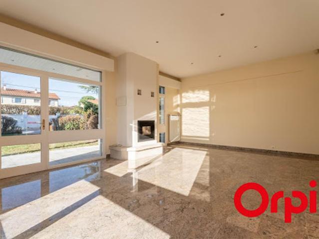 Vente Maison 5 pièces 285 m2 Saint Genis Laval