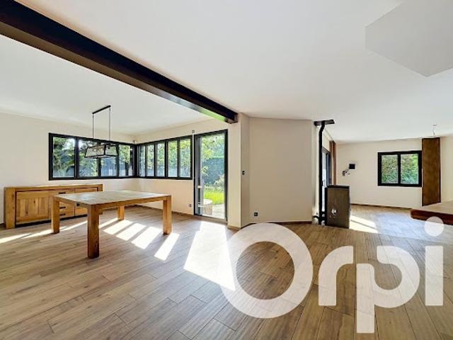 Vente Maison 5 pièces 300 m2 Valleiry