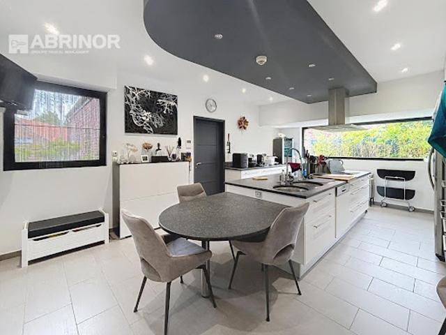 Vente Maison 5 pièces 312 m2 Capinghem
