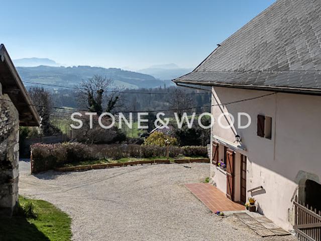 Vente Maison 5 pièces 382.57 m2 Vaulx