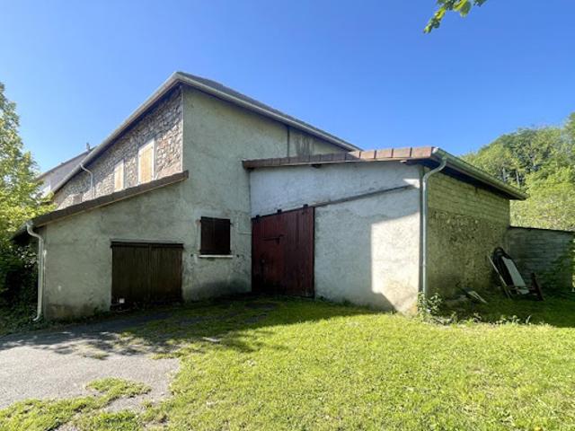 Vente Maison 5 pièces 400 m2 Saint Laurent du Cros