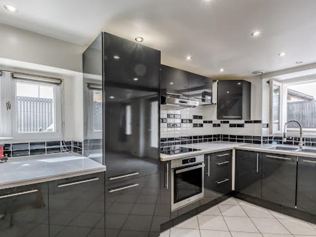 Vente Maison 5 pièces 74 m2 Vétraz Monthoux