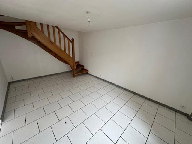 Vente Maison 5 pièces 67 m2 Saint Amand en Puisaye