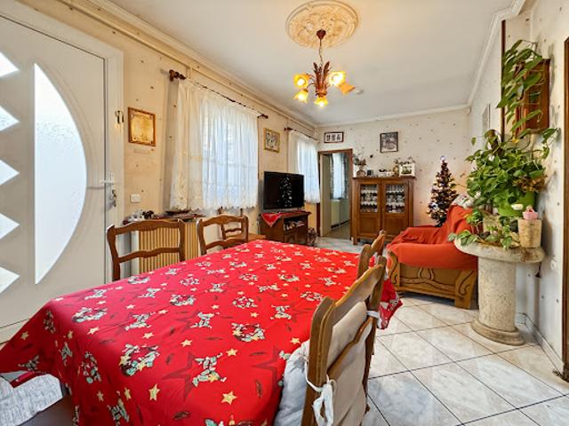 Vente Maison 5 pièces 75 m2 Montreuil