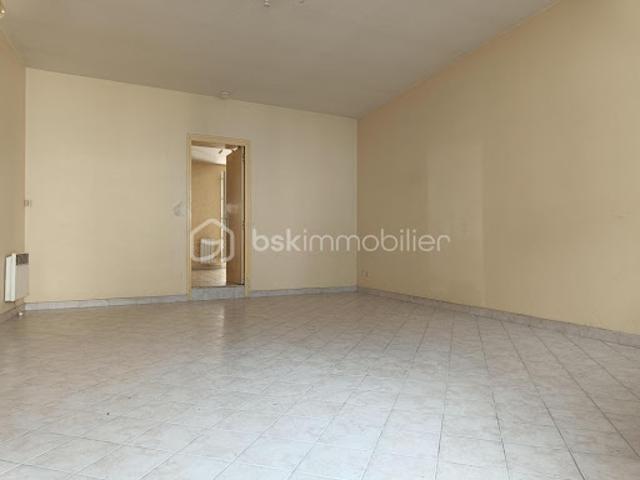 Vente Maison 5 pièces 76.5 m2 Miramont de Guyenne