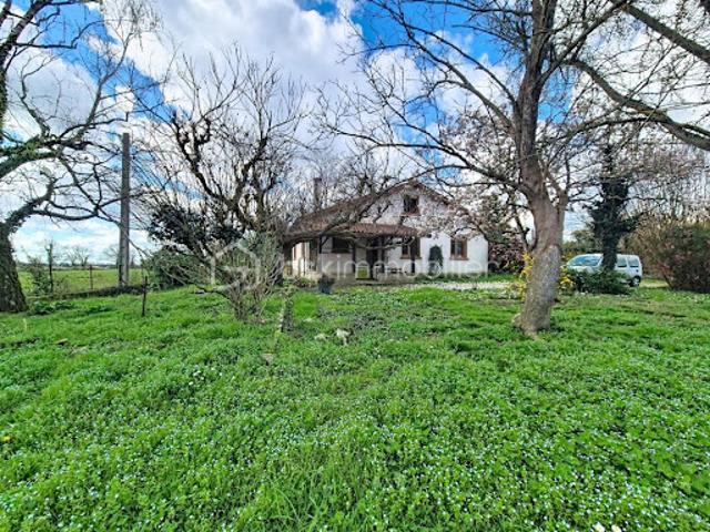 Vente Maison 5 pièces 76 m2 Castelsarrasin