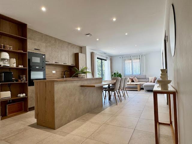 Vente Maison 5 pièces 77 m2 Saint Christol lès Alès