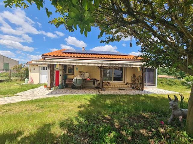 Vente Maison 5 pièces 78 m2 Montguyon
