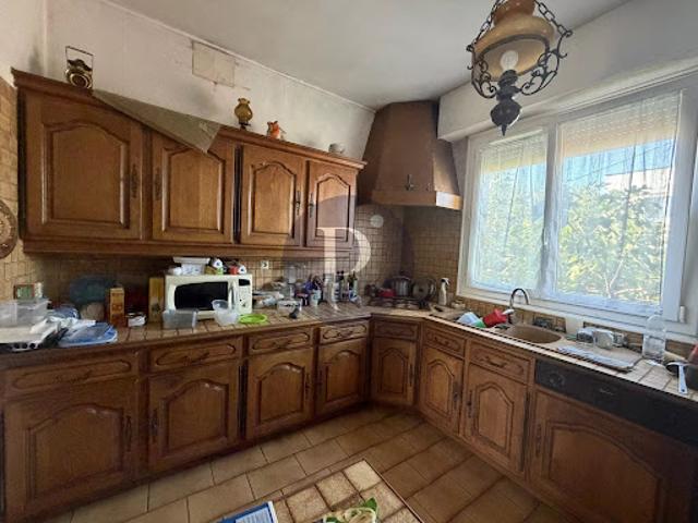 Vente Maison 5 pièces 79.79 m2 Vitry sur Seine