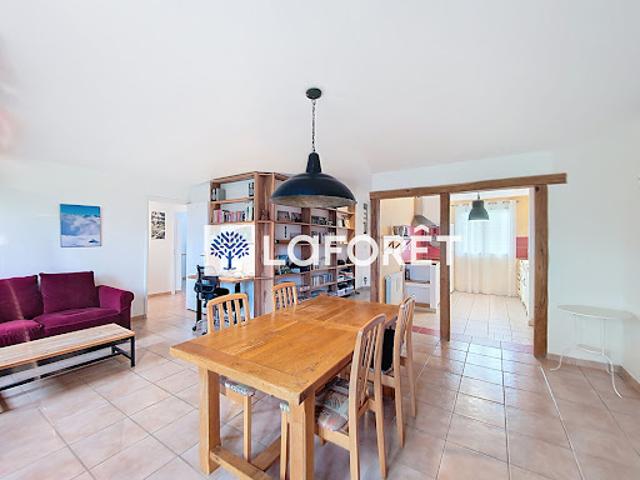 Vente Maison 5 pièces 79 m2 Jouy le Châtel