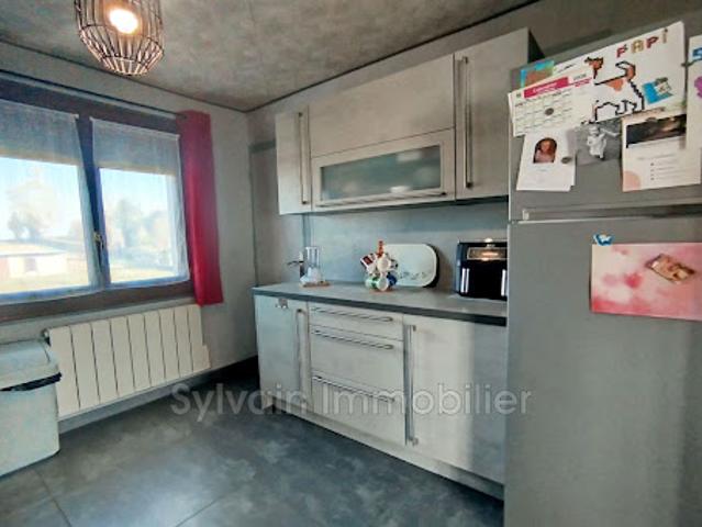 Vente Maison 5 pièces 80.61 m2 Poix de Picardie