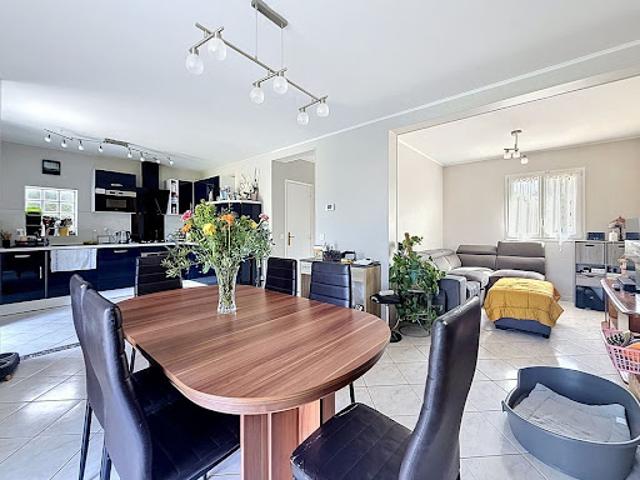 Vente Maison 5 pièces 80 m2 Villecresnes