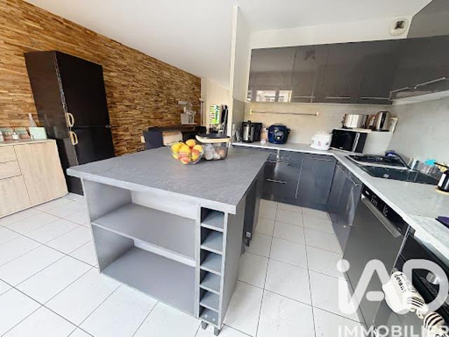 Vente Maison 5 pièces 81 m2 Breuillet
