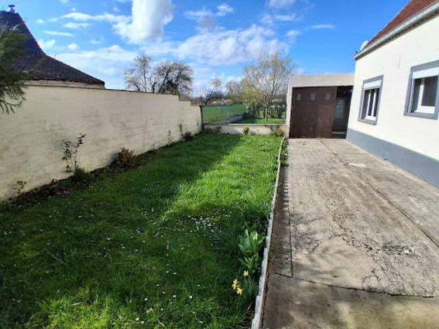 Vente Maison 5 pièces 81 m2 Le Cateau Cambrésis