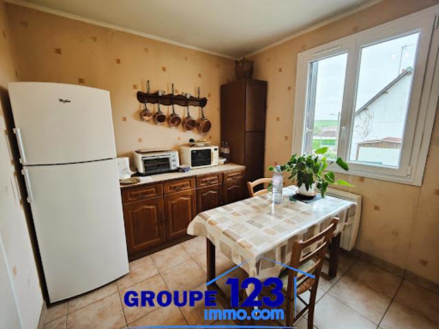 Vente Maison 5 pièces 82.8 m2 Laroche Saint Cydroine