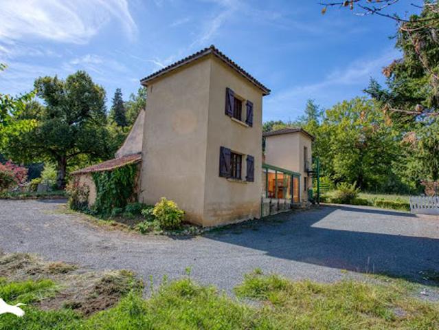 Vente Maison 5 pièces 82 m2 Saint Chamassy