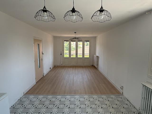 Vente Maison 5 pièces 84 m2 Montagnieu