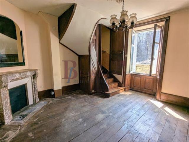 Vente Maison 5 pièces 85.3 m2 Neuvic