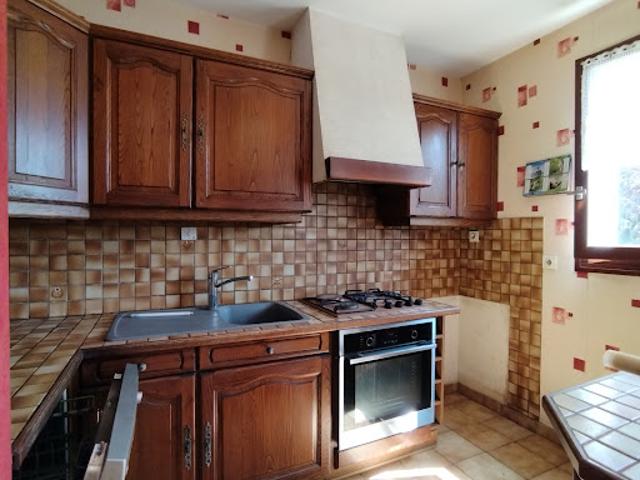 Vente Maison 5 pièces 85.99 m2 Saint Martin des Noyers